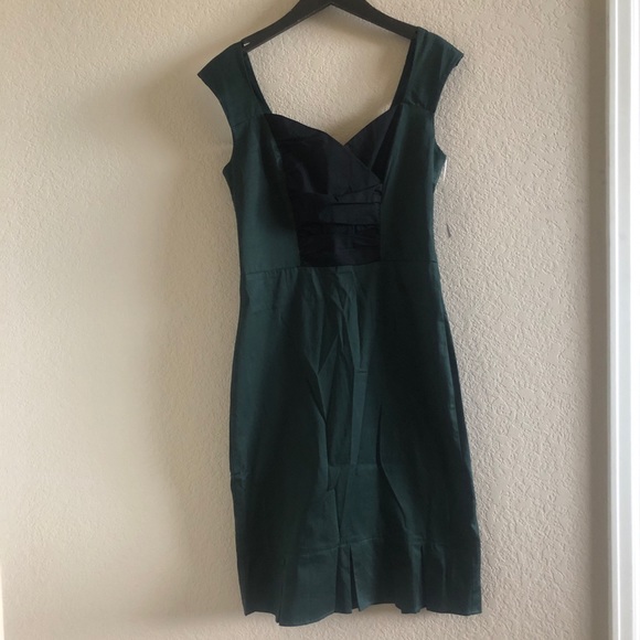 NWT Rare! Rock Steady Pinup Dress with Sweetheart Neck Green size L - Picture 7 of 10